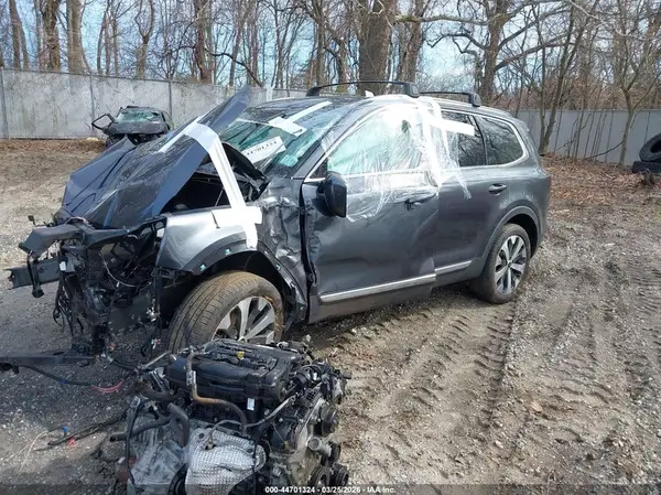 5XYP34HC8NG321023 2022 KIA TELLURIDE - Image 2