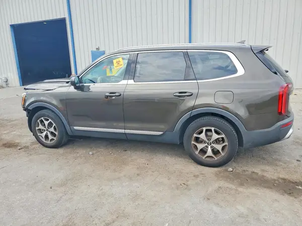 5XYP34HC9LG011833 2020 KIA TELLURIDE - Image 2