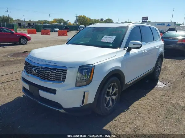 5XYP34HC9LG017552 2020 KIA TELLURIDE - Image 2