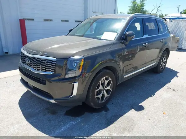 5XYP34HC9LG052611 2020 KIA TELLURIDE - Image 2