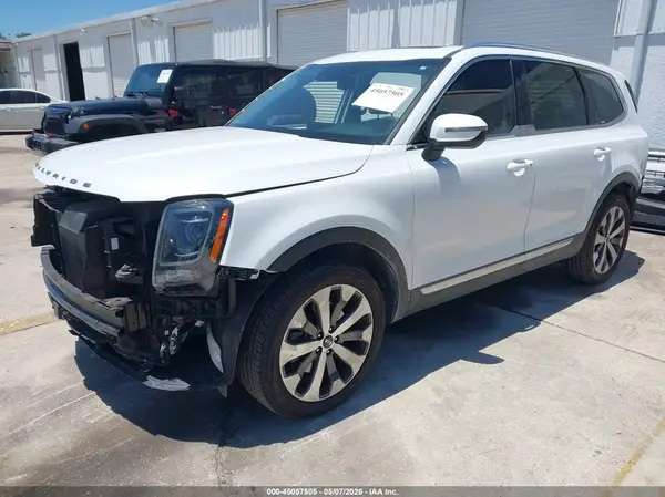 5XYP34HC9LG067481 2020 KIA TELLURIDE - Image 2