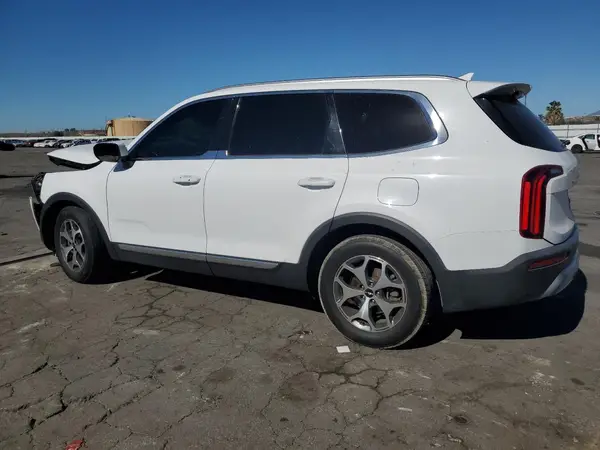 5XYP34HC9NG247031 2022 KIA TELLURIDE - Image 2