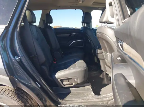5XYP34HC9NG248826 2022 KIA TELLURIDE - Image 8