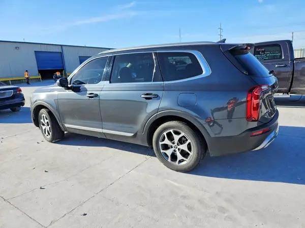 5XYP34HCXLG027068 2020 KIA TELLURIDE - Image 2
