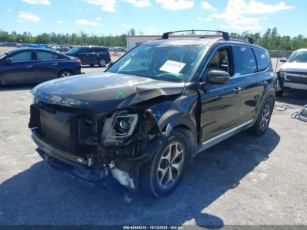 5XYP34HCXLG030097 2020 KIA TELLURIDE - Image 2