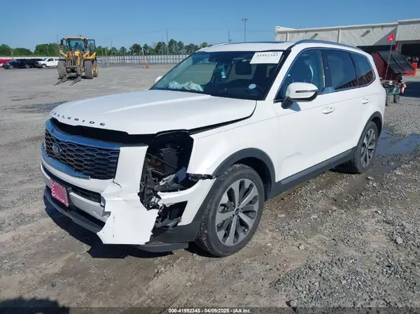 5XYP34HCXLG071376 2020 KIA TELLURIDE - Image 2