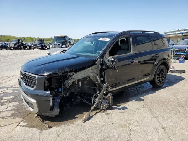 5XYP3DGC0PG391359 2023 KIA TELLURIDE - Image 1