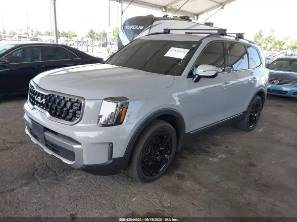 5XYP3DGC0PG395945 2023 KIA TELLURIDE - Image 2