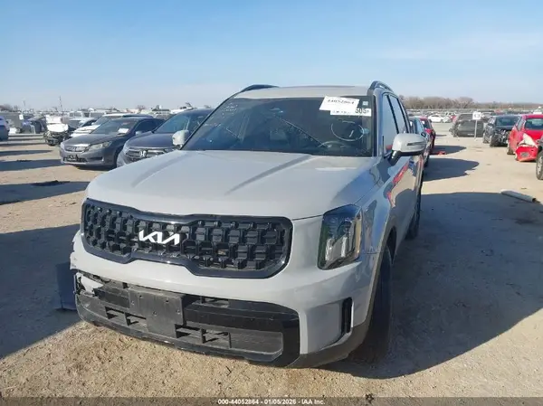 5XYP3DGC0RG417073 2024 KIA TELLURIDE - Image 2