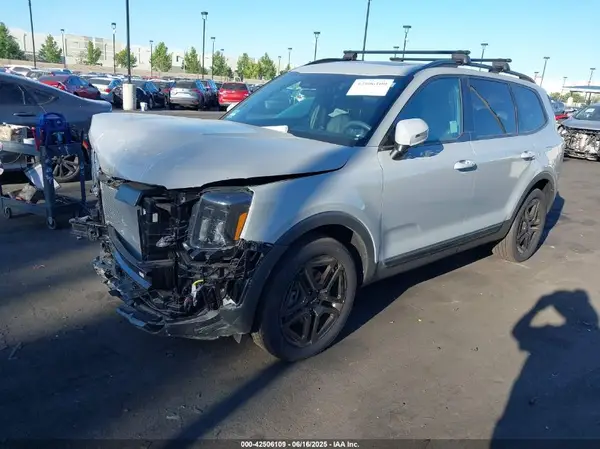 5XYP3DGC0RG501071 2024 KIA TELLURIDE - Image 2