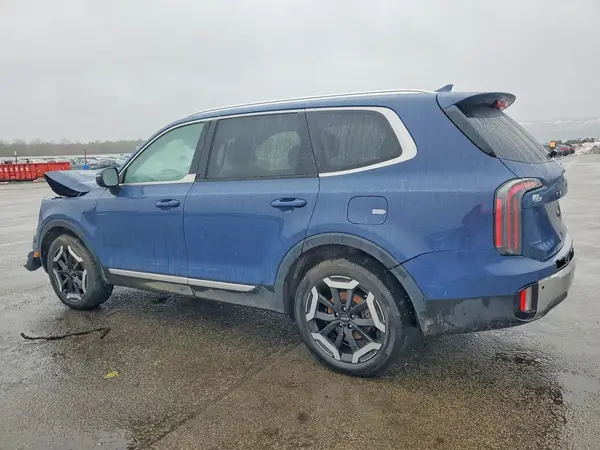 5XYP3DGC1PG342915 2023 KIA TELLURIDE - Image 2