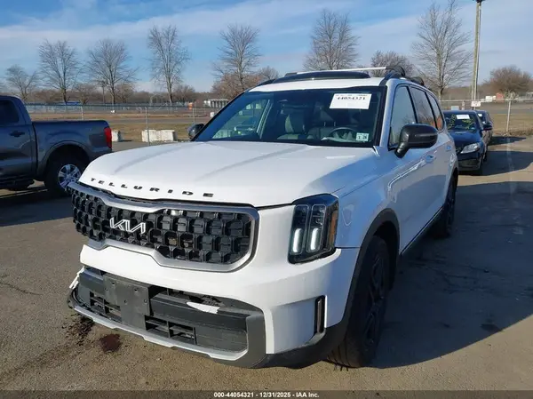 5XYP3DGC1PG346012 2023 KIA TELLURIDE - Image 2