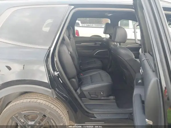 5XYP3DGC1PG346236 2023 KIA TELLURIDE - Image 8