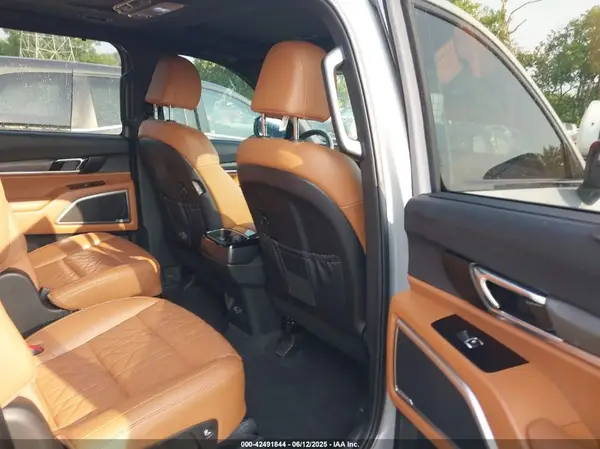 5XYP3DGC1RG427725 2024 KIA TELLURIDE - Image 8