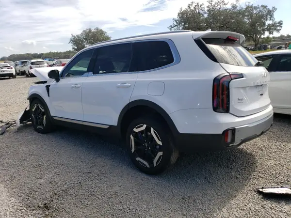 5XYP3DGC1RG442032 2024 KIA TELLURIDE - Image 2