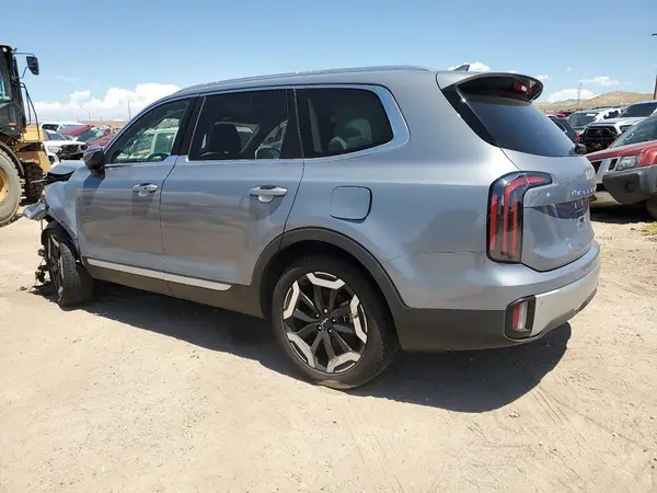 5XYP3DGC1RG449031 2024 KIA TELLURIDE - Image 2