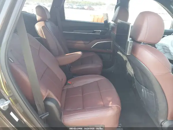 5XYP3DGC2PG354460 2023 KIA TELLURIDE - Image 8