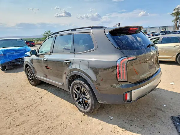 5XYP3DGC2PG410154 2023 KIA TELLURIDE - Image 2