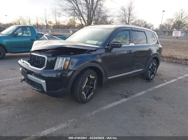 5XYP3DGC2RG508331 2024 KIA TELLURIDE - Image 2