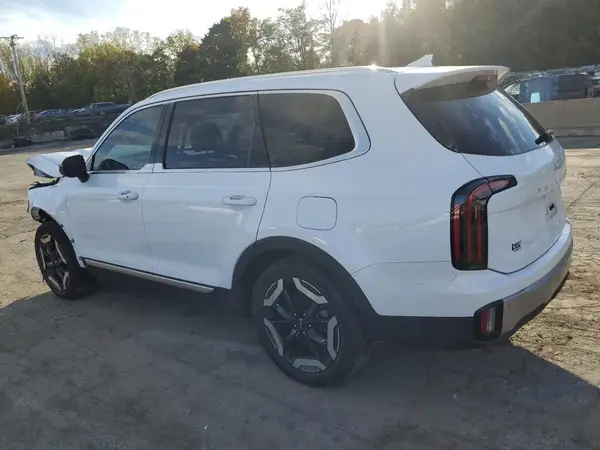 5XYP3DGC3PG369680 2023 KIA TELLURIDE - Image 2