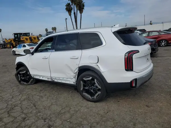 5XYP3DGC3PG398581 2023 KIA TELLURIDE - Image 2