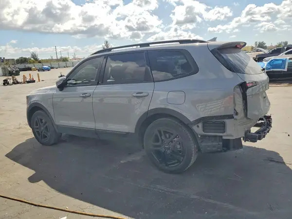 5XYP3DGC3RG418475 2024 KIA TELLURIDE - Image 2