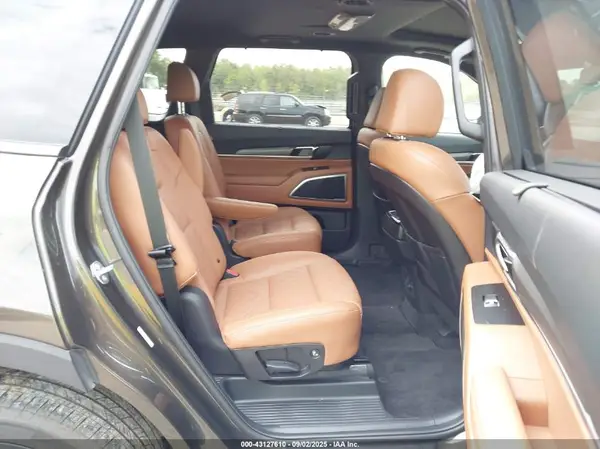 5XYP3DGC3RG529530 2024 KIA TELLURIDE - Image 8