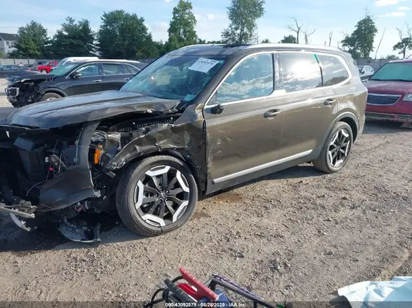 5XYP3DGC4RG432627 2024 KIA TELLURIDE - Image 2