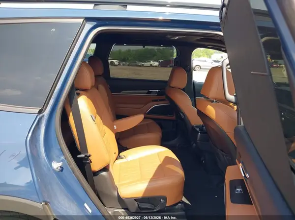 5XYP3DGC4RG474151 2024 KIA TELLURIDE - Image 8