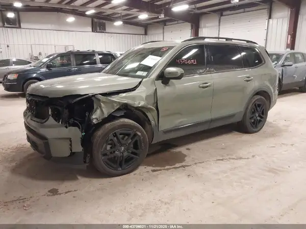 5XYP3DGC4RG558776 2024 KIA TELLURIDE - Image 2