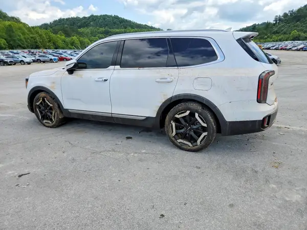 5XYP3DGC4SG580086 2025 KIA TELLURIDE - Image 2