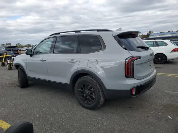 5XYP3DGC4SG589886 2025 KIA TELLURIDE - Image 2