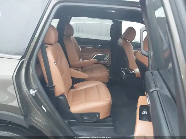 5XYP3DGC5PG327642 2023 KIA TELLURIDE - Image 8