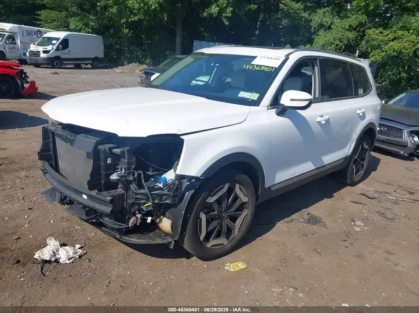 5XYP3DGC6PG338830 2023 KIA TELLURIDE - Image 2