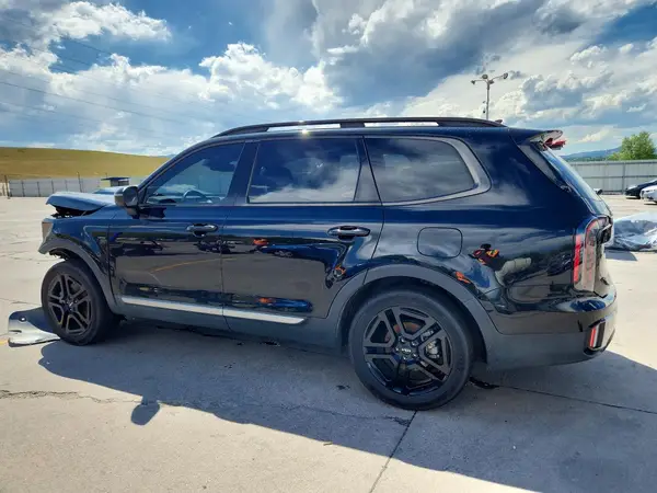 5XYP3DGC6PG348175 2023 KIA TELLURIDE - Image 2
