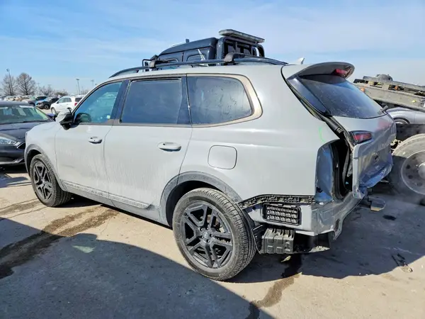 5XYP3DGC6PG357989 2023 KIA TELLURIDE - Image 2