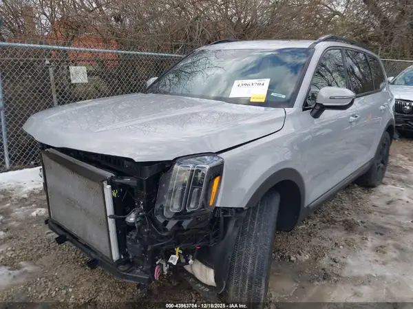 5XYP3DGC6PG375909 2023 KIA TELLURIDE - Image 2