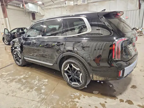 5XYP3DGC6PG389535 2023 KIA TELLURIDE - Image 2