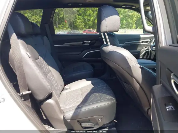 5XYP3DGC6PG397070 2023 KIA TELLURIDE - Image 8