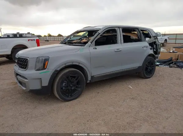 5XYP3DGC7PG344782 2023 KIA TELLURIDE - Image 2