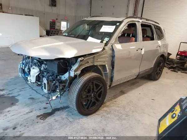 5XYP3DGC7PG361677 2023 KIA TELLURIDE - Image 2