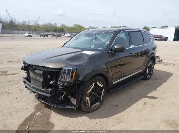 5XYP3DGC7PG371447 2023 KIA TELLURIDE - Image 2