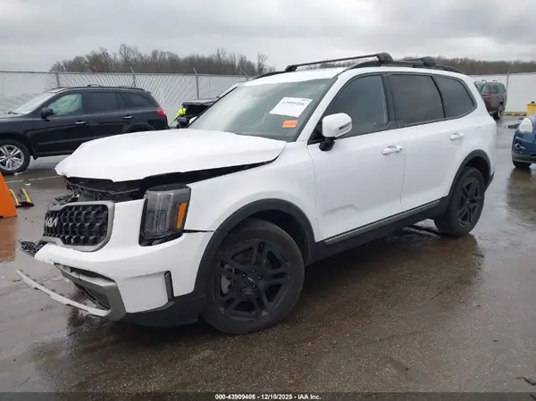 5XYP3DGC7PG394694 2023 KIA TELLURIDE - Image 2