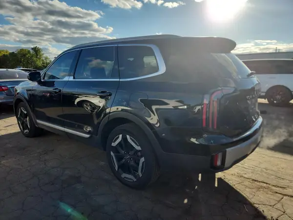 5XYP3DGC7PG395280 2023 KIA TELLURIDE - Image 2