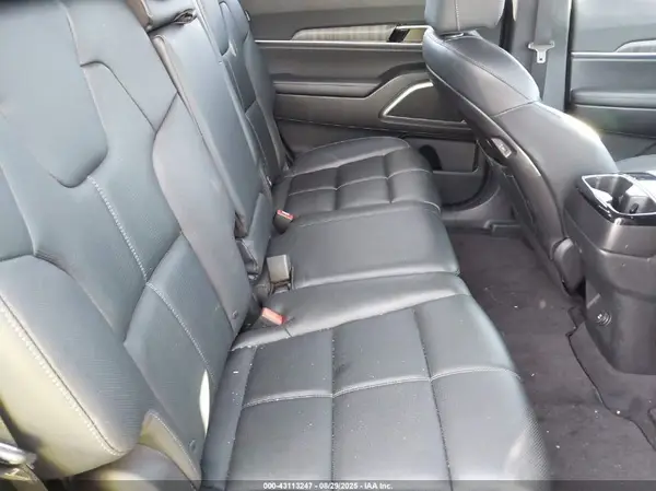 5XYP3DGC7RG470725 2024 KIA TELLURIDE - Image 8