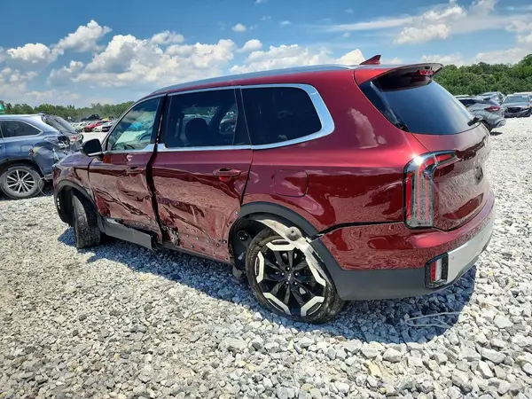 5XYP3DGC8PG354057 2023 KIA TELLURIDE - Image 2