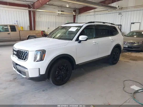 5XYP3DGC8PG365706 2023 KIA TELLURIDE - Image 2