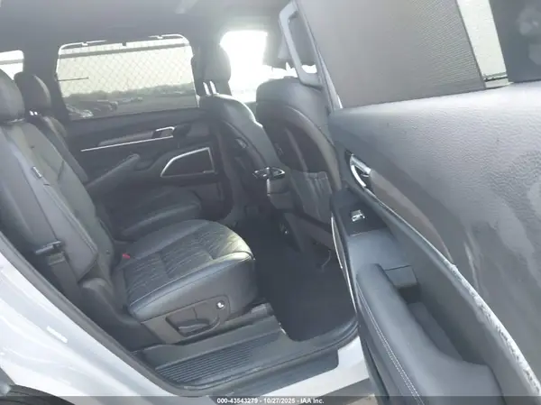 5XYP3DGC8PG377757 2023 KIA TELLURIDE - Image 8