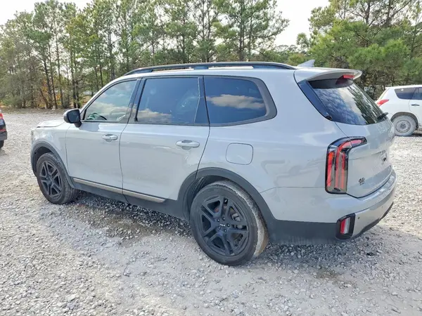 5XYP3DGC8PG403175 2023 KIA TELLURIDE - Image 2