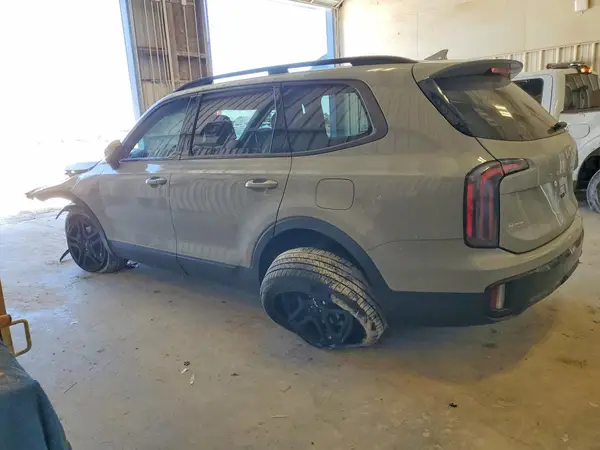 5XYP3DGC8RG449947 2024 KIA TELLURIDE - Image 2